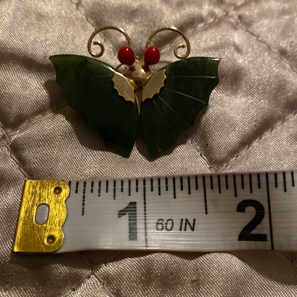 Genuine Jade and Coral Butterfly Pendant Pin Brooch - Picture 4 of 5